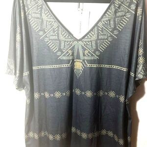 Bloomchic Womans TShirt/ Blouse - NWT - Size 18-20
